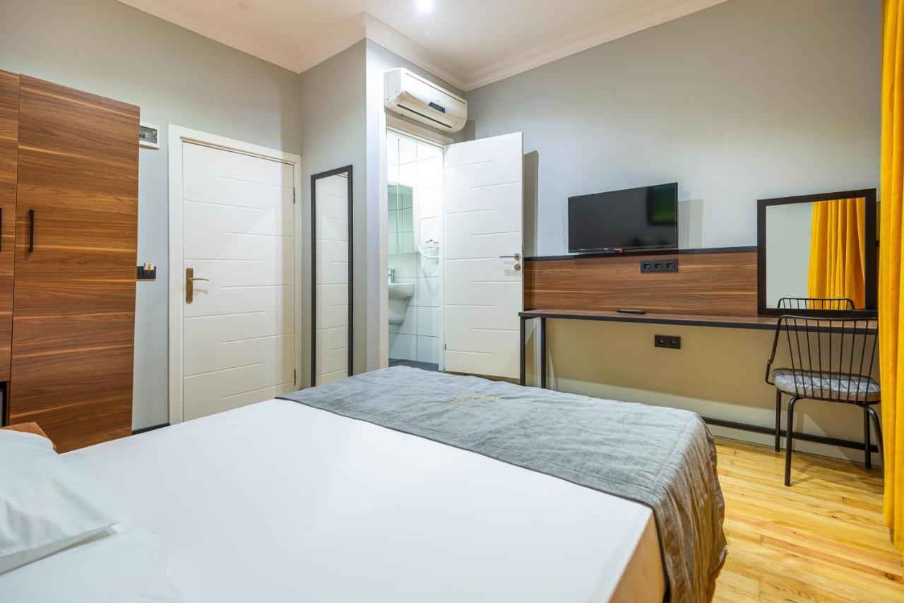 Mayer Select Hotel Istanbul Bagian luar foto