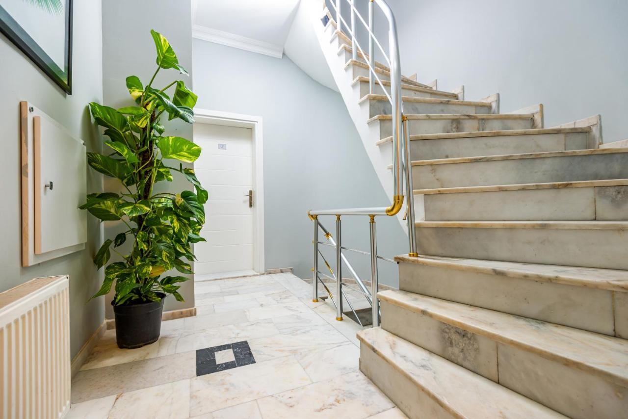 Mayer Select Hotel Istanbul Bagian luar foto