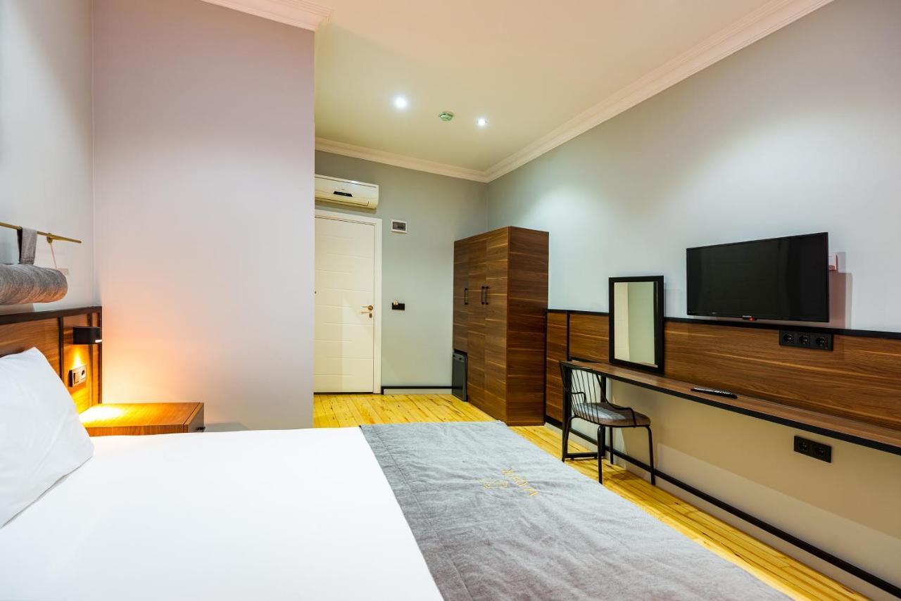 Mayer Select Hotel Istanbul Bagian luar foto